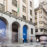 Adeus, B3: por que empresas estão deixando a bolsa mesmo com o Ibovespa em recorde?