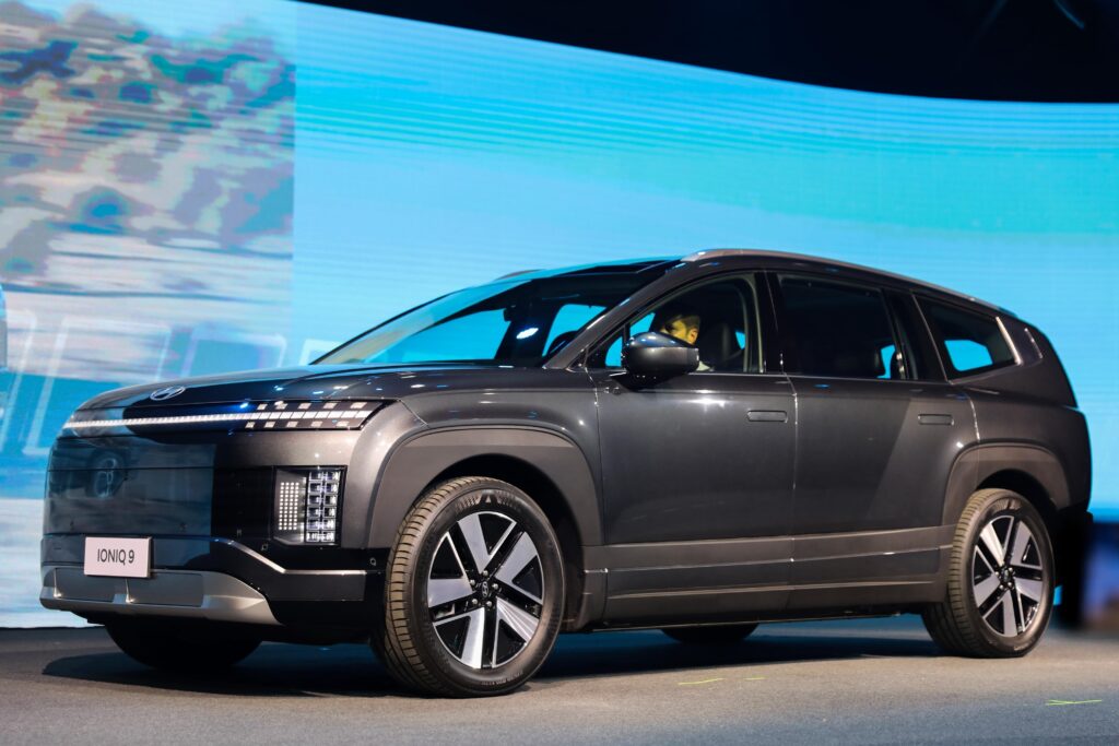 Salão do Automóvel 2025: Hyundai confirma o Ioniq 9, SUV elétrico de luxo, que chega em 2026