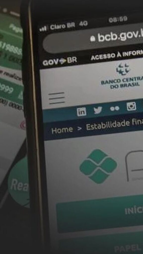 PIX bate recorde e registra 297,4 milhões de operações em um dia