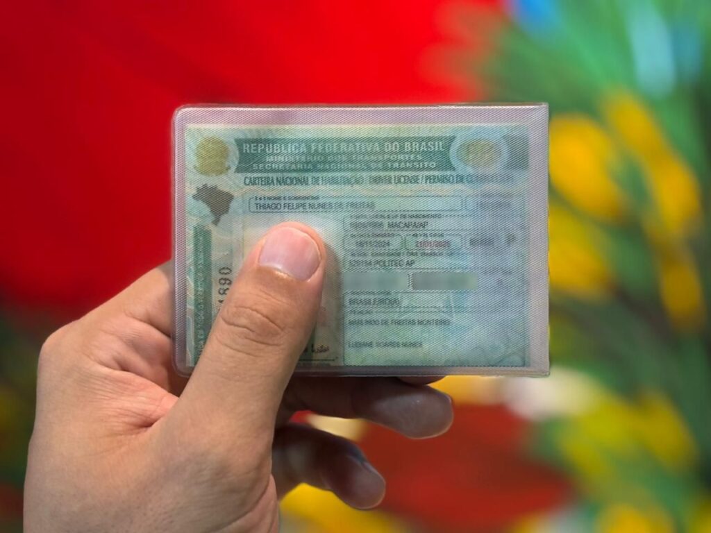 Nova CNH será de graça apenas em formato digital; documento físico será pago